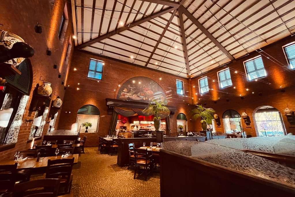 O.Henry Hotel Грийнсбъро Ресторант снимка