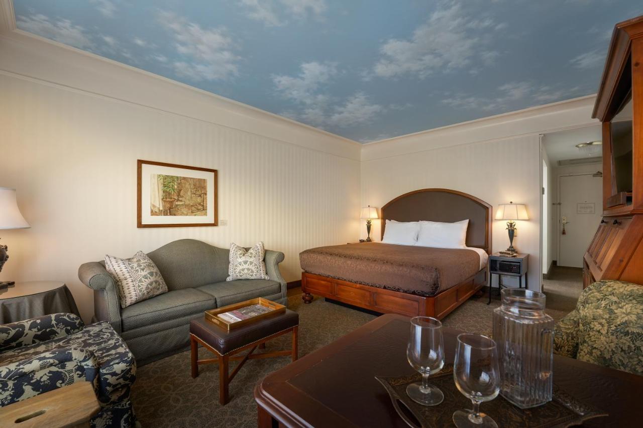 O.Henry Hotel Грийнсбъро Екстериор снимка