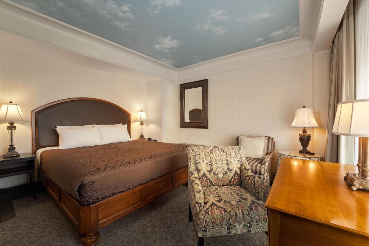 O.Henry Hotel Грийнсбъро Екстериор снимка