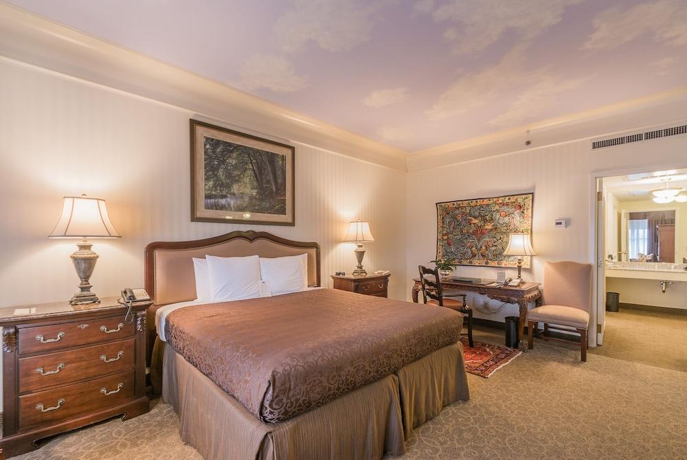 O.Henry Hotel Грийнсбъро Екстериор снимка