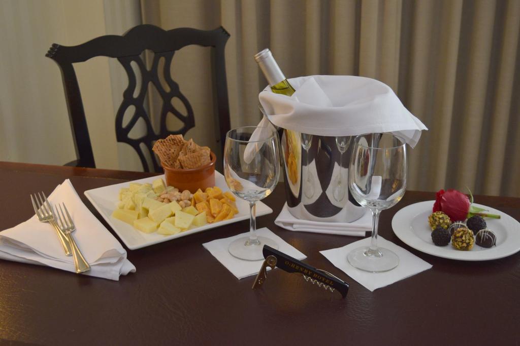 O.Henry Hotel Грийнсбъро Екстериор снимка